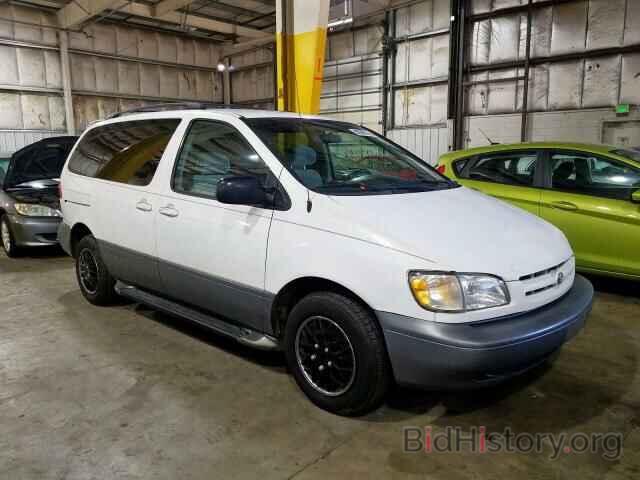 Photo 4T3ZF13C1WU047625 - TOYOTA SIENNA LE 1998