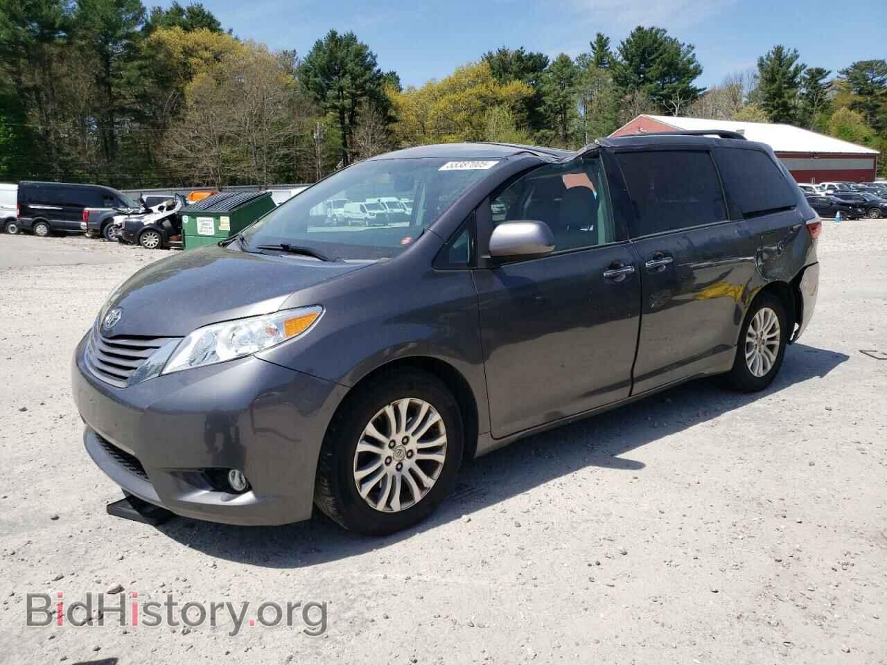Photo 5TDYZ3DC9HS890943 - TOYOTA All Models 2017