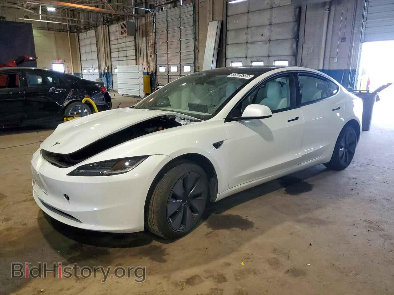 Фотография 5YJ3E1EA1TF139727 - TESLA MODEL 3 2026