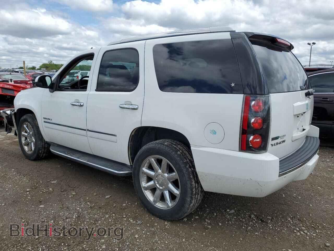 2011 GMC YUKON - VIN: 1GKS2EEF9BR283515 - Фото 2