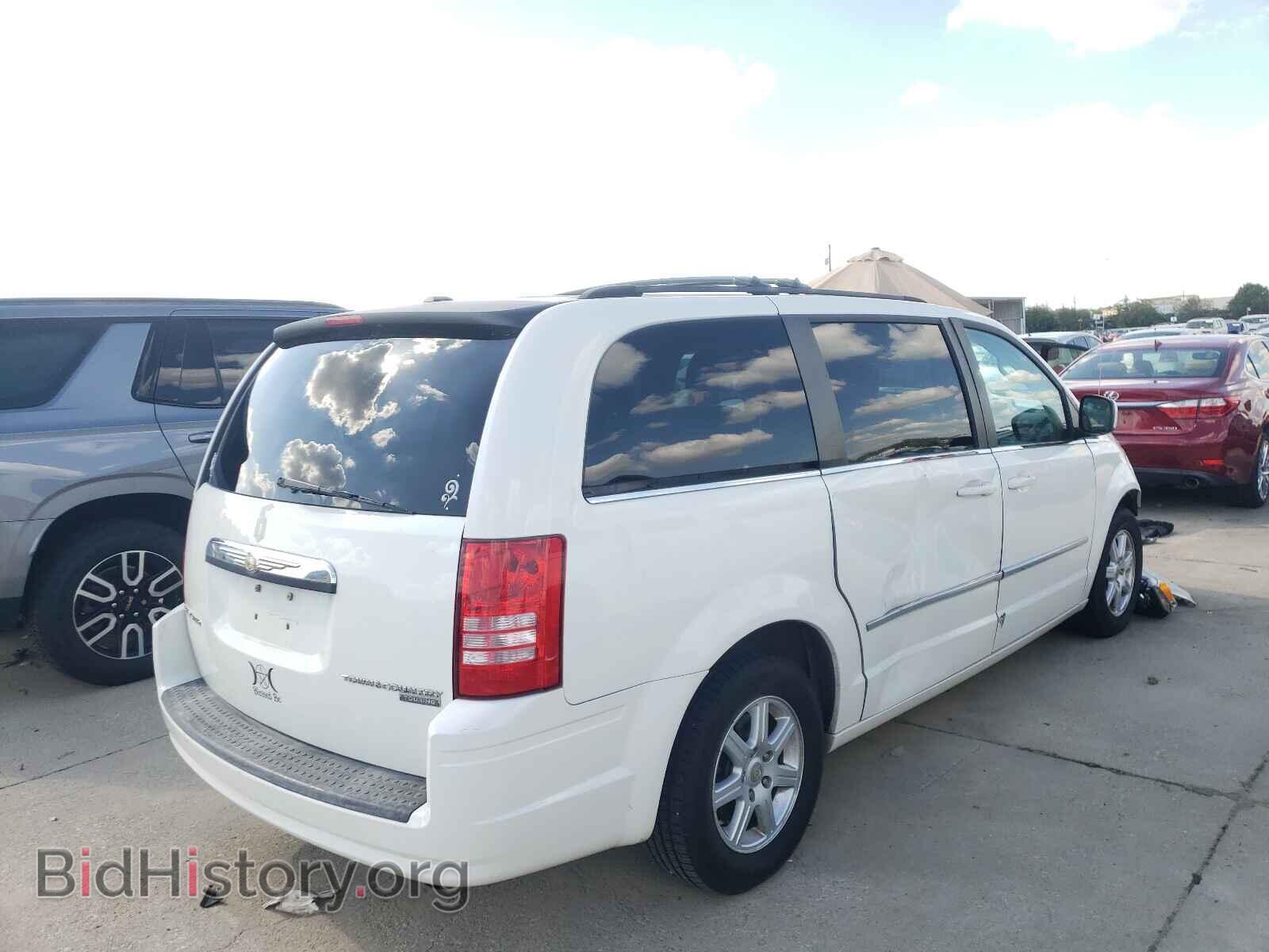 2010 CHRYSLER MINIVAN - VIN: 2A4RR5D17AR214949 - Фото 4