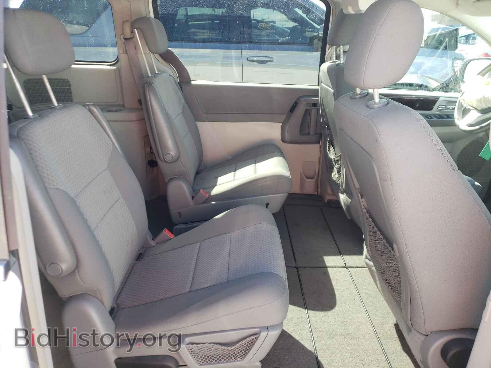 2010 CHRYSLER MINIVAN - VIN: 2A4RR5D17AR214949 - Фото 6