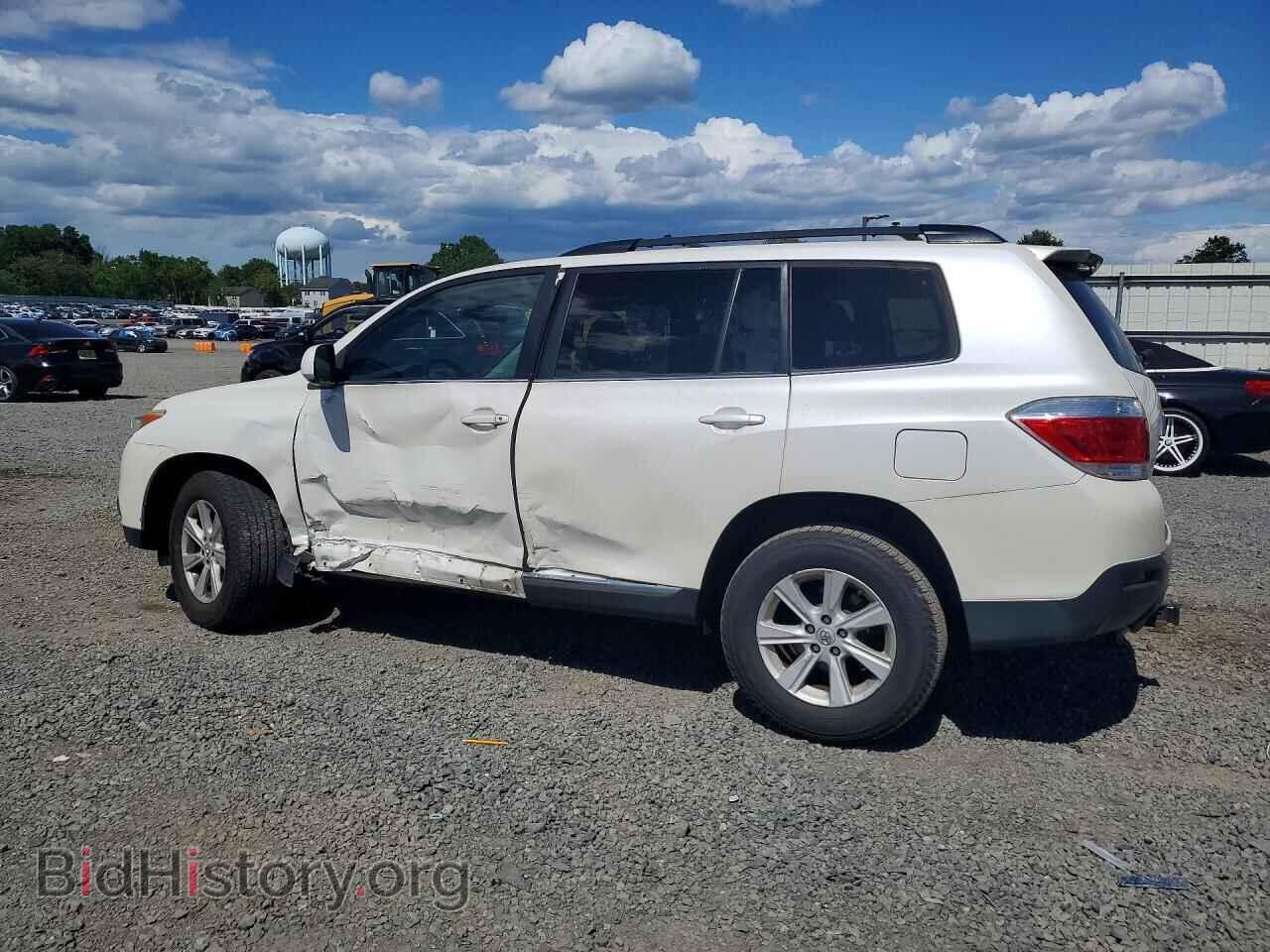 2013 TOYOTA HIGHLANDER - VIN: 5TDBK3EH3DS199731 - Фото 2