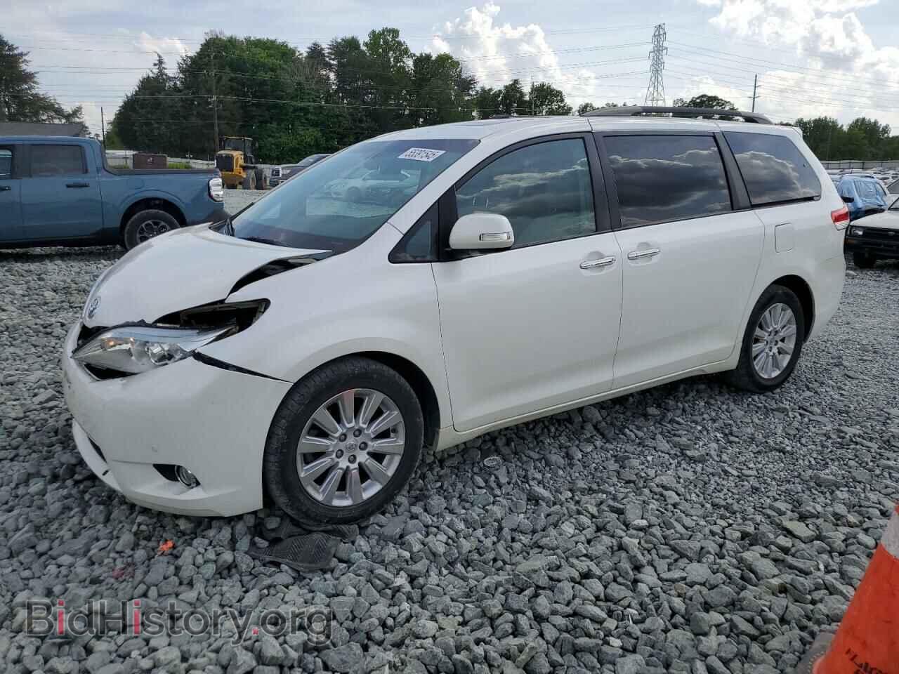 Photo 5TDDK3DC7DS068686 - TOYOTA All Models 2013