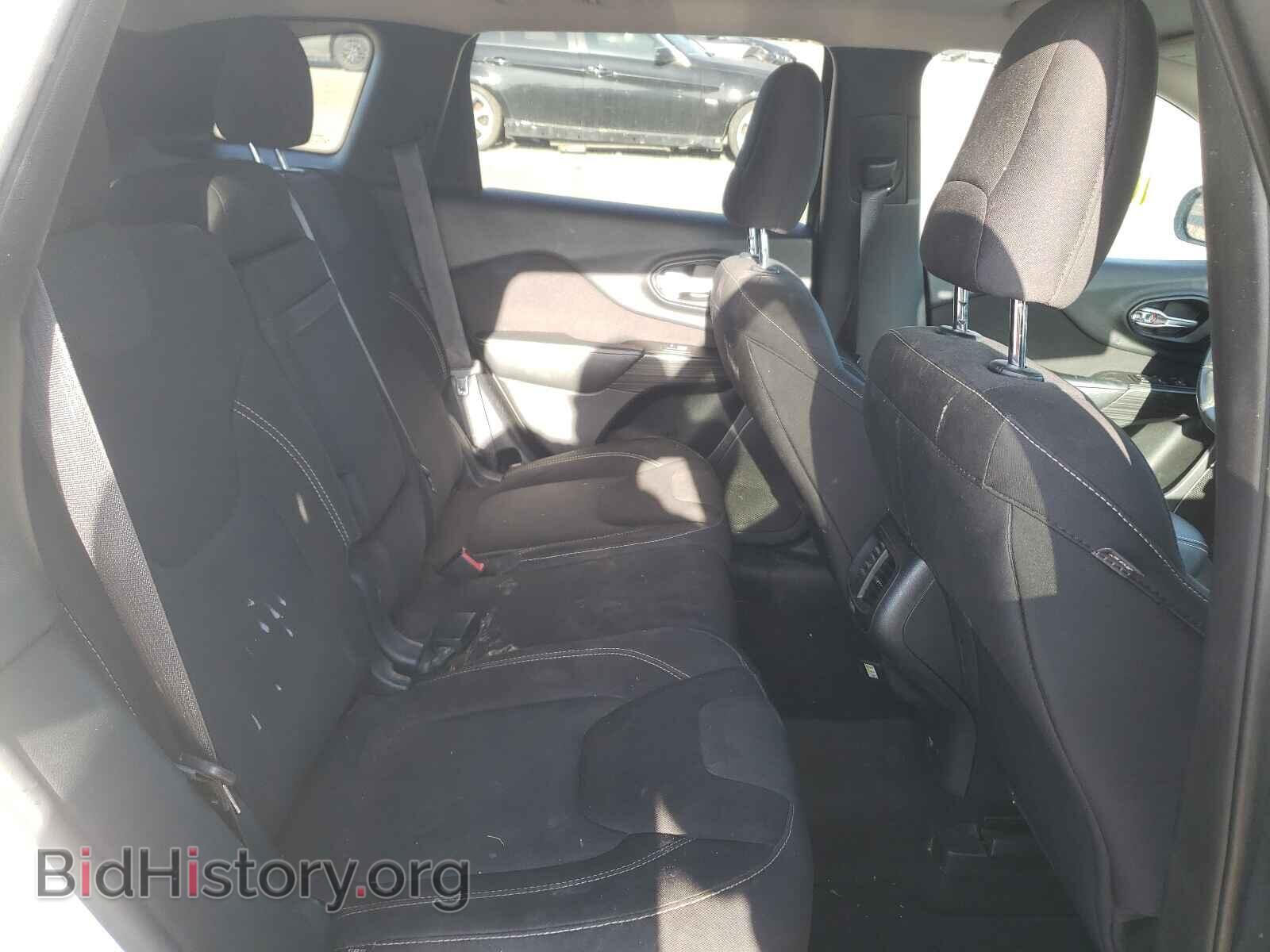2015 JEEP CHEROKEE - VIN: 1C4PJLCB2FW589620 - Фото 6
