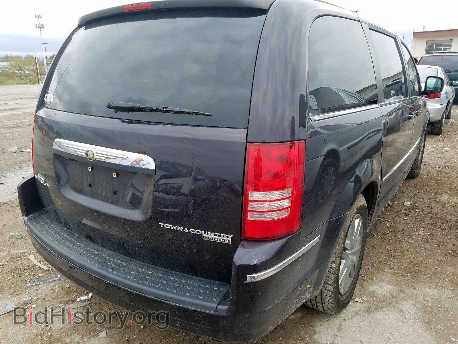 2010 CHRYSLER TOWN & COU - VIN: 2A4RR5D13AR298588 - Фото 4