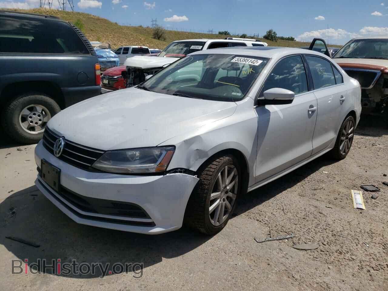 2017 VOLKSWAGEN JETTA - VIN: 3VWDB7AJ1HM278679 - Фото 2