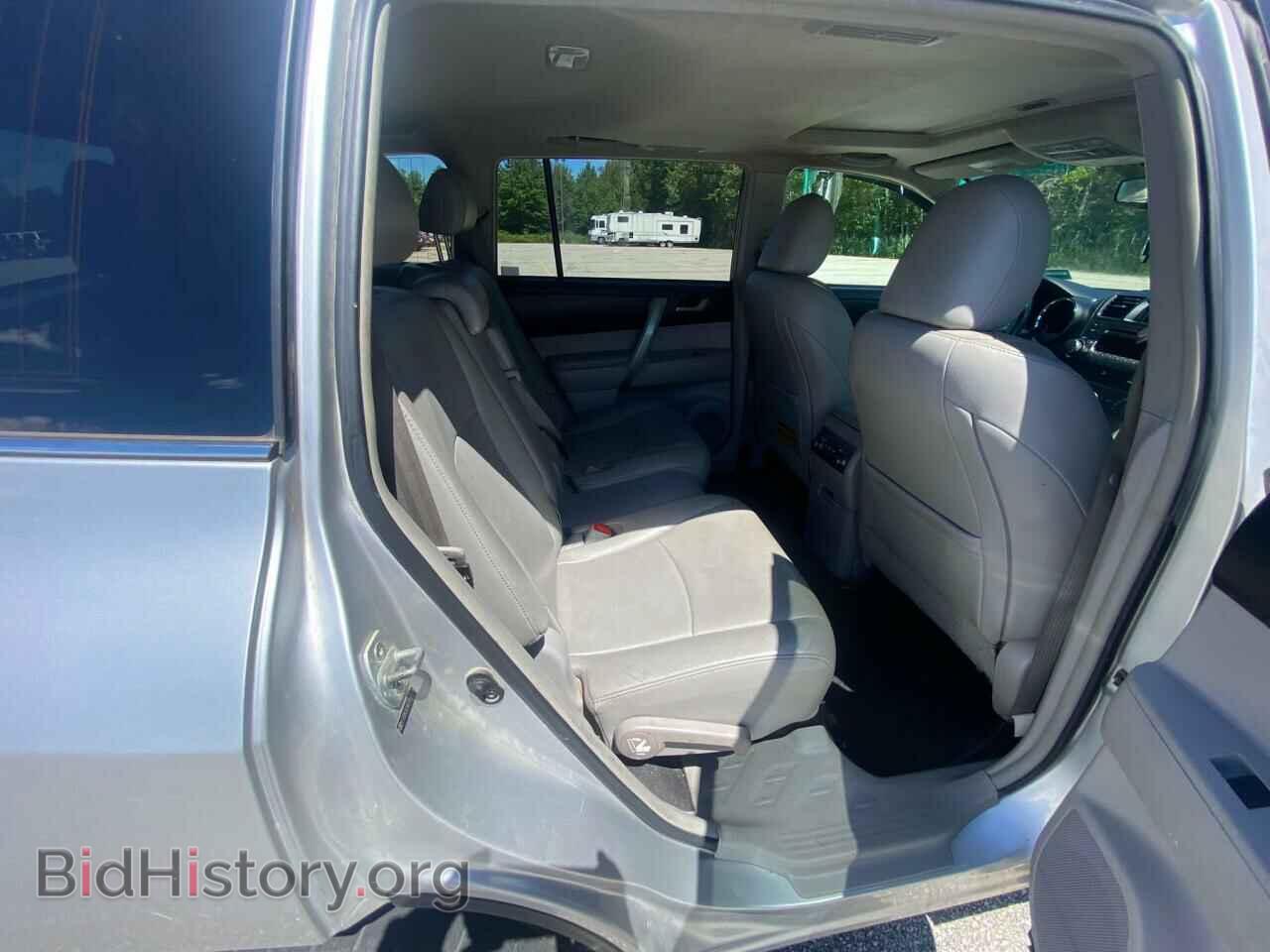 2012 TOYOTA HIGHLANDER - VIN: 5TDBK3EH8CS136851 - Фото 6