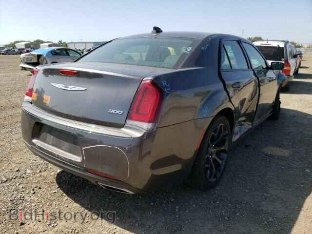 2019 CHRYSLER 300 - VIN: 2C3CCAAG8KH511688 - Фото 4