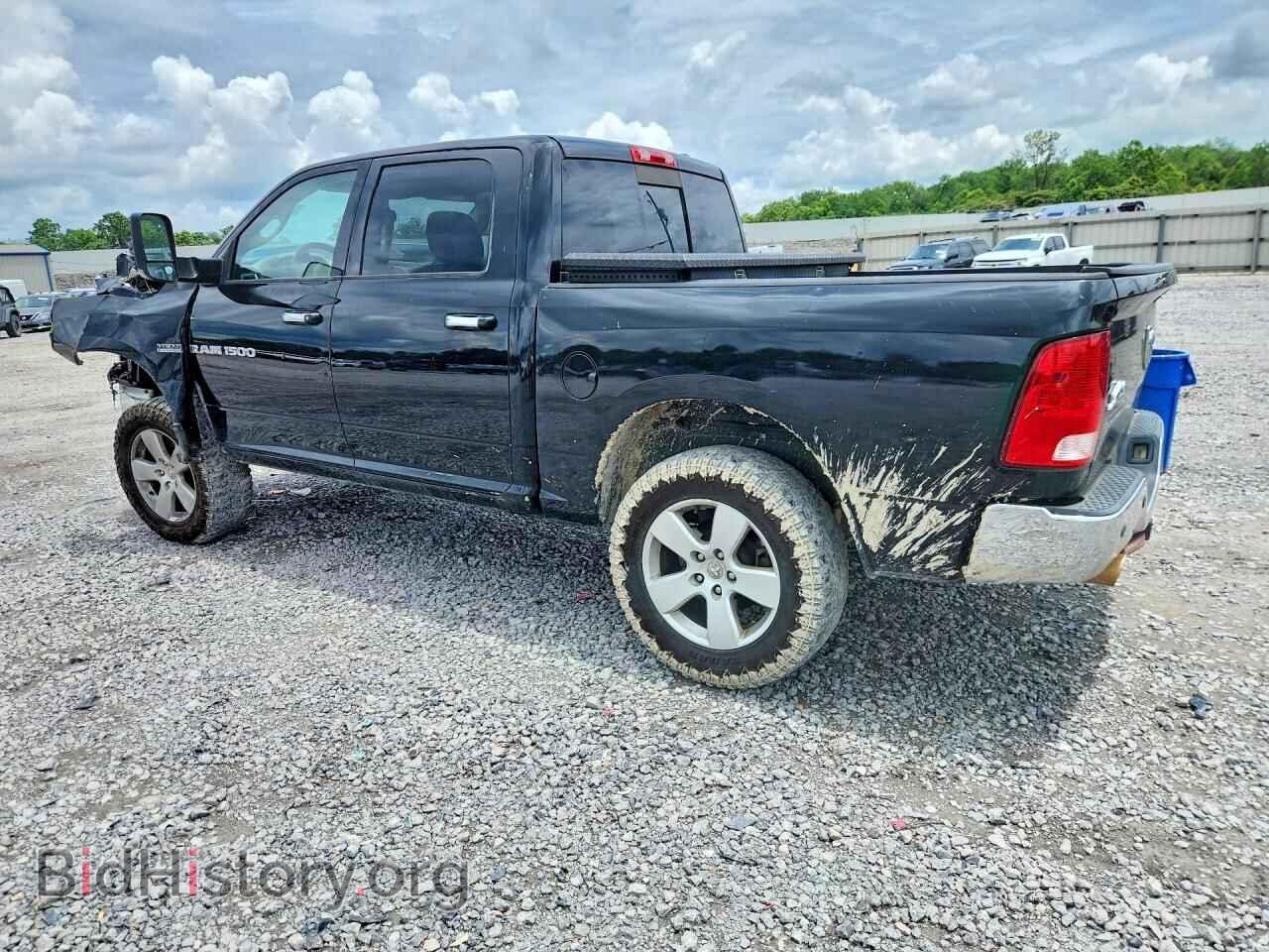 2011 DODGE RAM 1500 - VIN: 1D7RB1CT7BS586805 - Фото 2