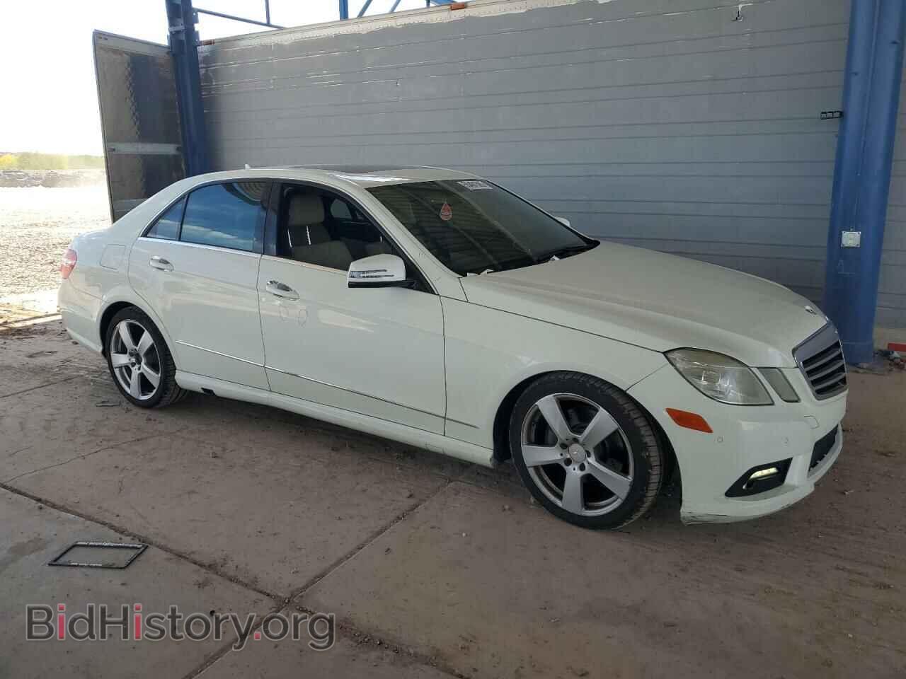 2011 MERCEDES-BENZ E-CLASS - VIN: WDDHF5GB8BA326105 - Фото 4
