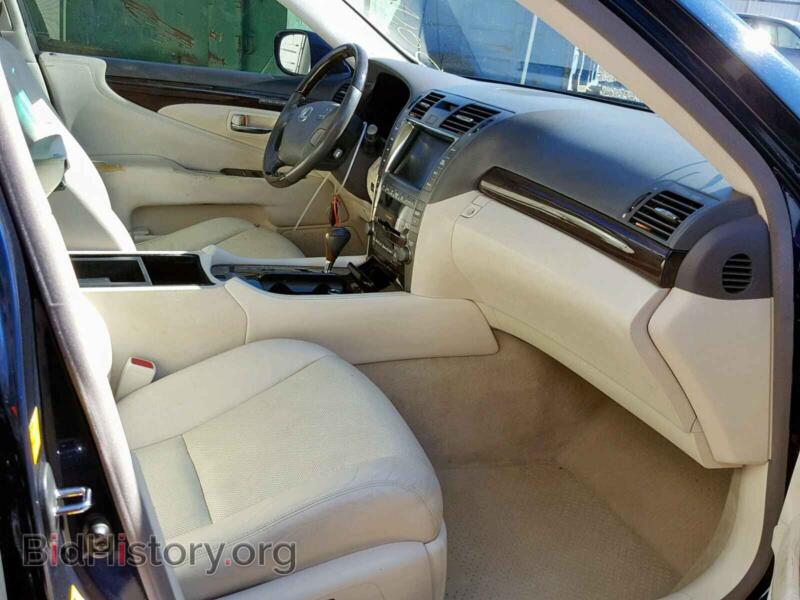 2007 Lexus LS460 (VIN JTHBL46F375047604) — фото 5 из 10