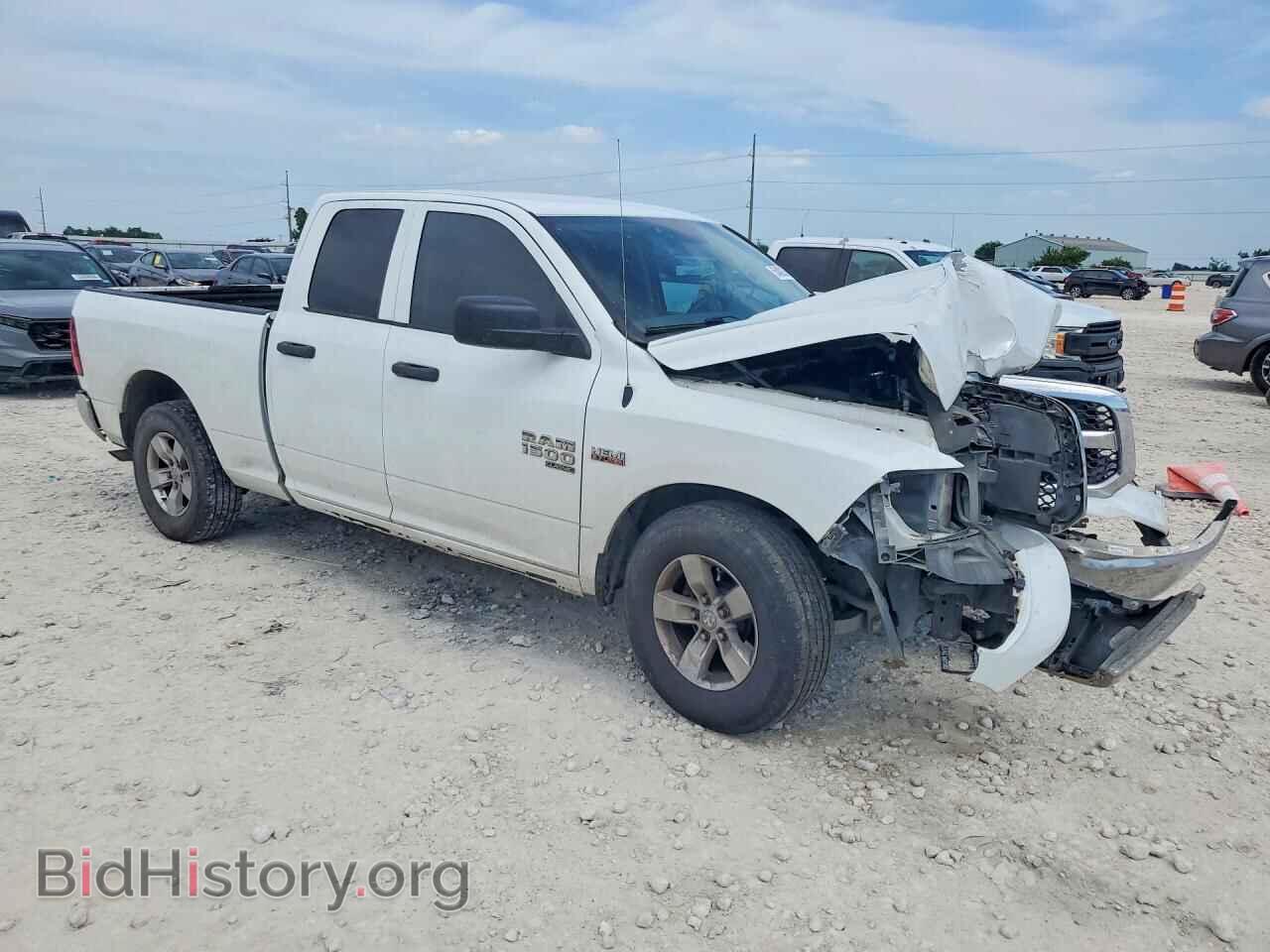 2019 RAM 1500 - VIN: 1C6RR6FT9KS683851 - Фото 4