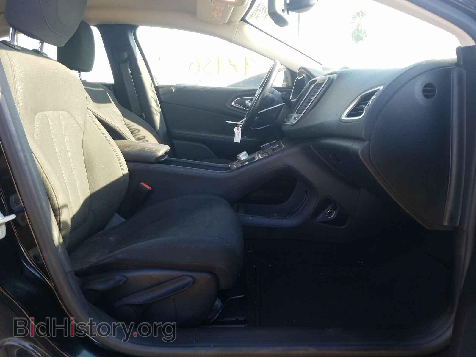 2016 CHRYSLER 200 - VIN: 1C3CCCAB7GN107991 - Фото 5