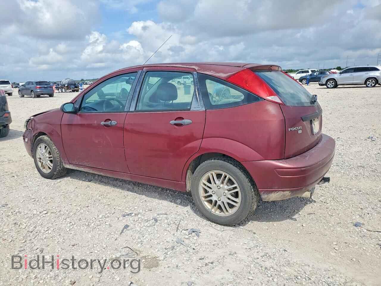 2007 FORD FOCUS - VIN: 1FAFP37N37W240861 - Фото 2