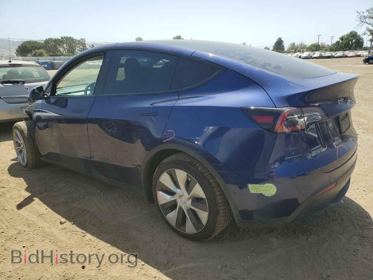 2022 TESLA MODEL Y - VIN: 7SAYGDEE9NF553171 - Фото 2