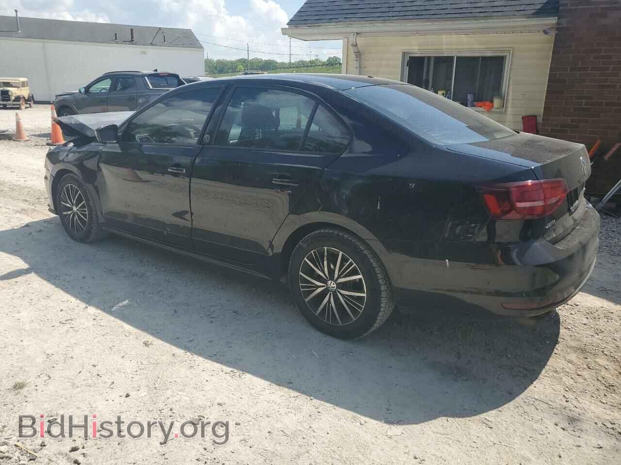 2018 VOLKSWAGEN JETTA - VIN: 3VWDB7AJ2JM241291 - Фото 2
