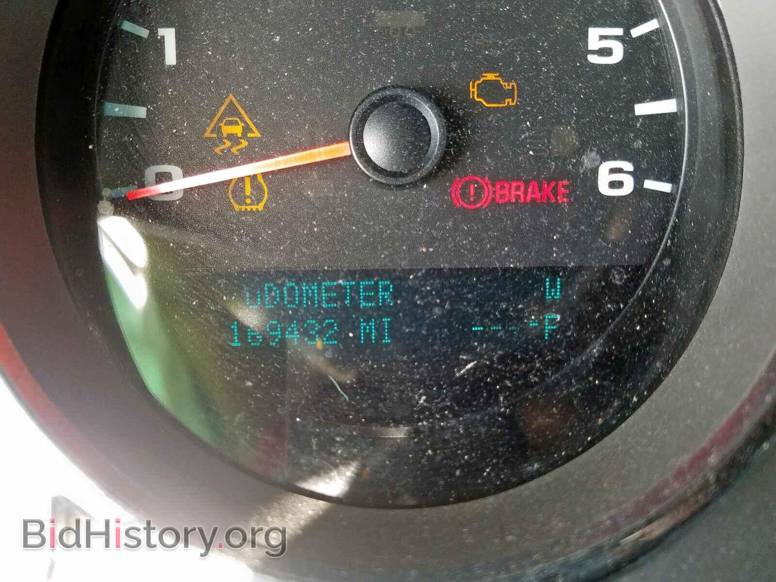 2010 GMC SIERRA K15 - VIN: 1GTSKVE34AZ166683 - Фото 8