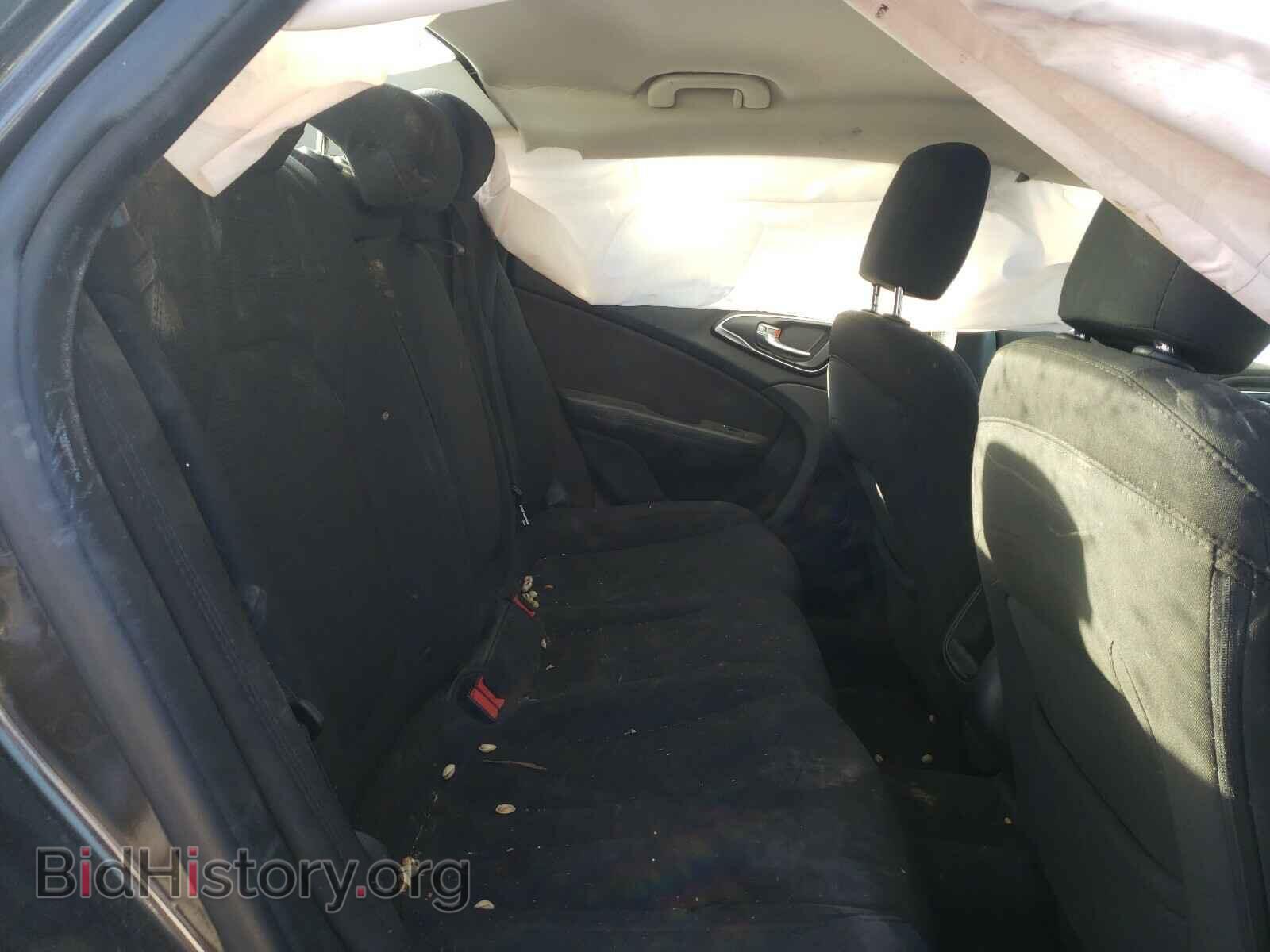 2016 CHRYSLER 200 - VIN: 1C3CCCAB2GN131986 - Photo 6
