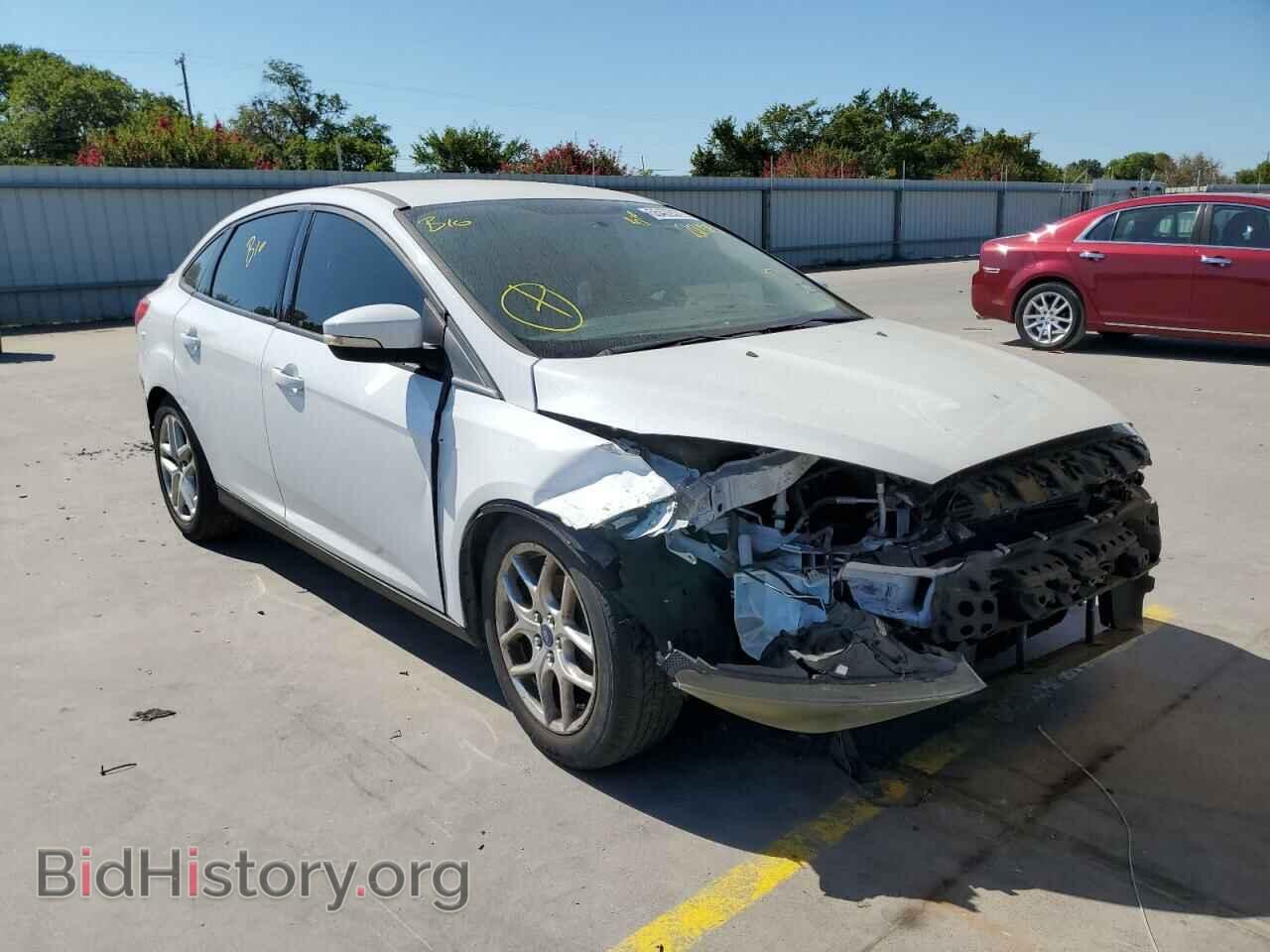 Photo 1FADP3F27FL201155 - FORD FOCUS 2015