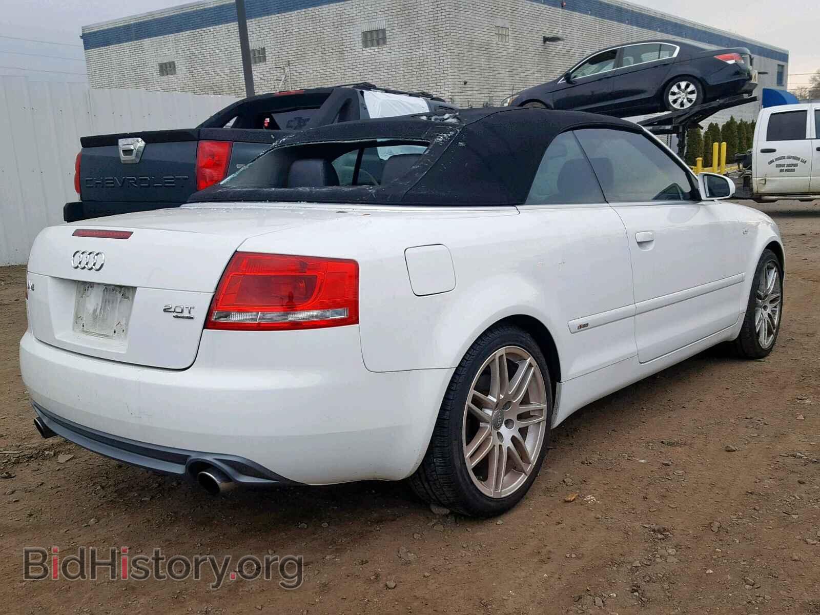 2009 AUDI A4 - VIN: WAUDF48H09K010687 - Photo 4