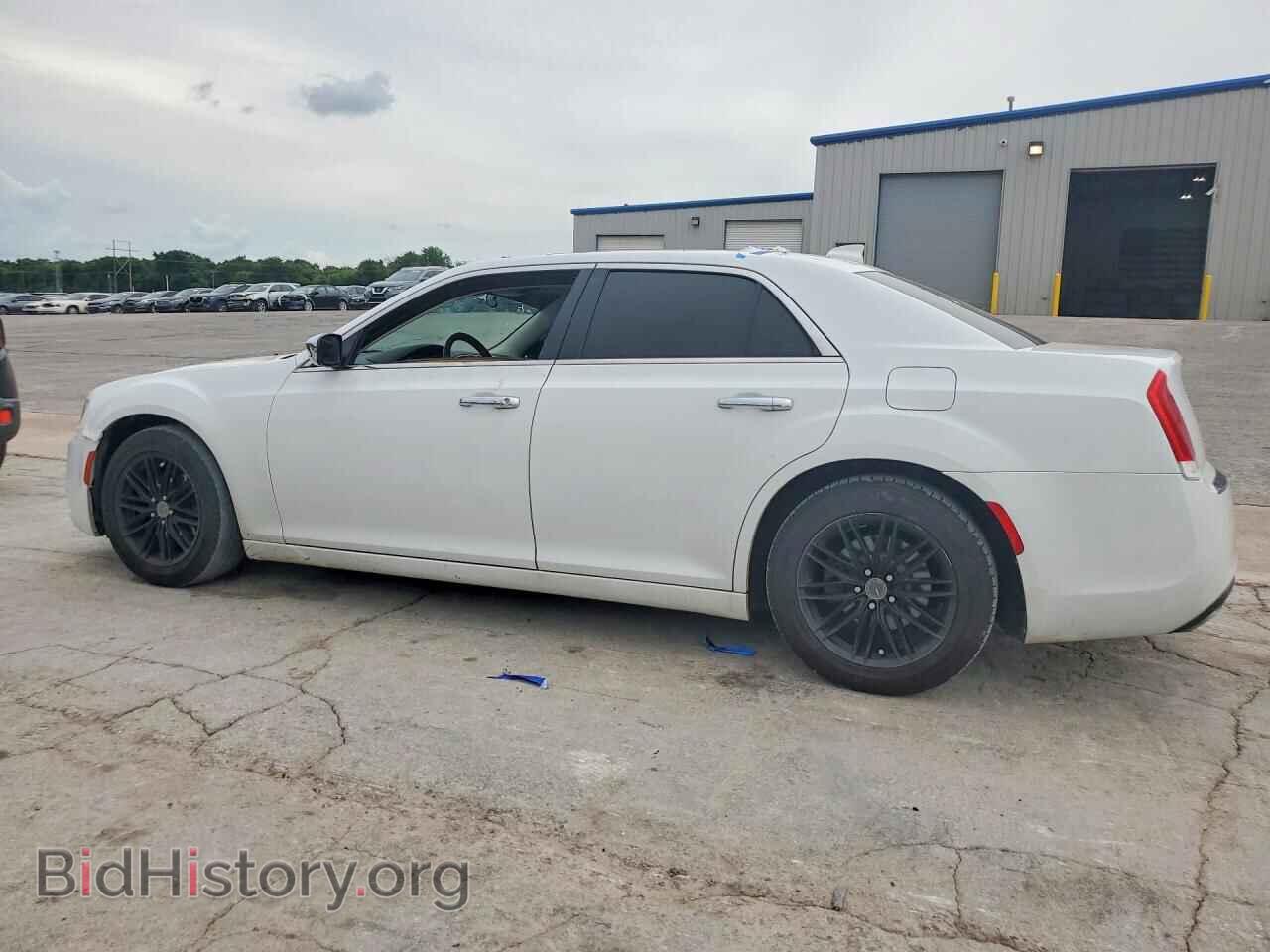 2016 CHRYSLER 300 - VIN: 2C3CCAEG3GH219738 - Photo 2