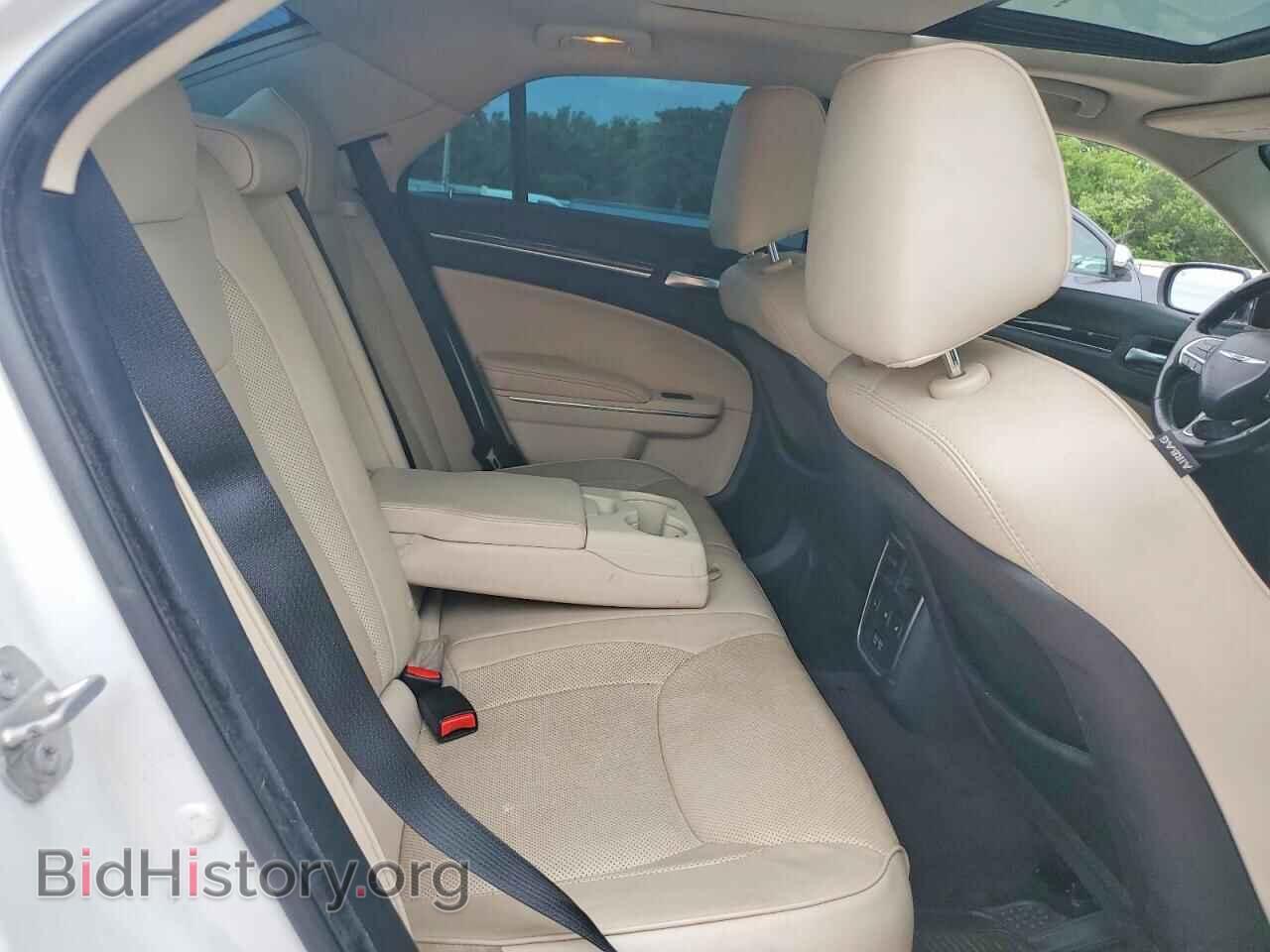 2016 CHRYSLER 300 - VIN: 2C3CCAEG3GH219738 - Photo 10