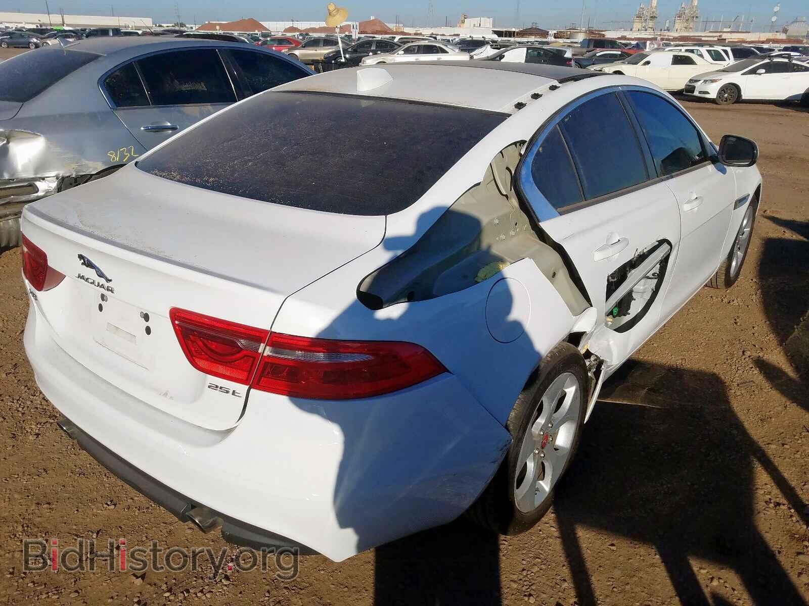 2017 JAGUAR XE - VIN: SAJAR4BG3HA977958 - Фото 4