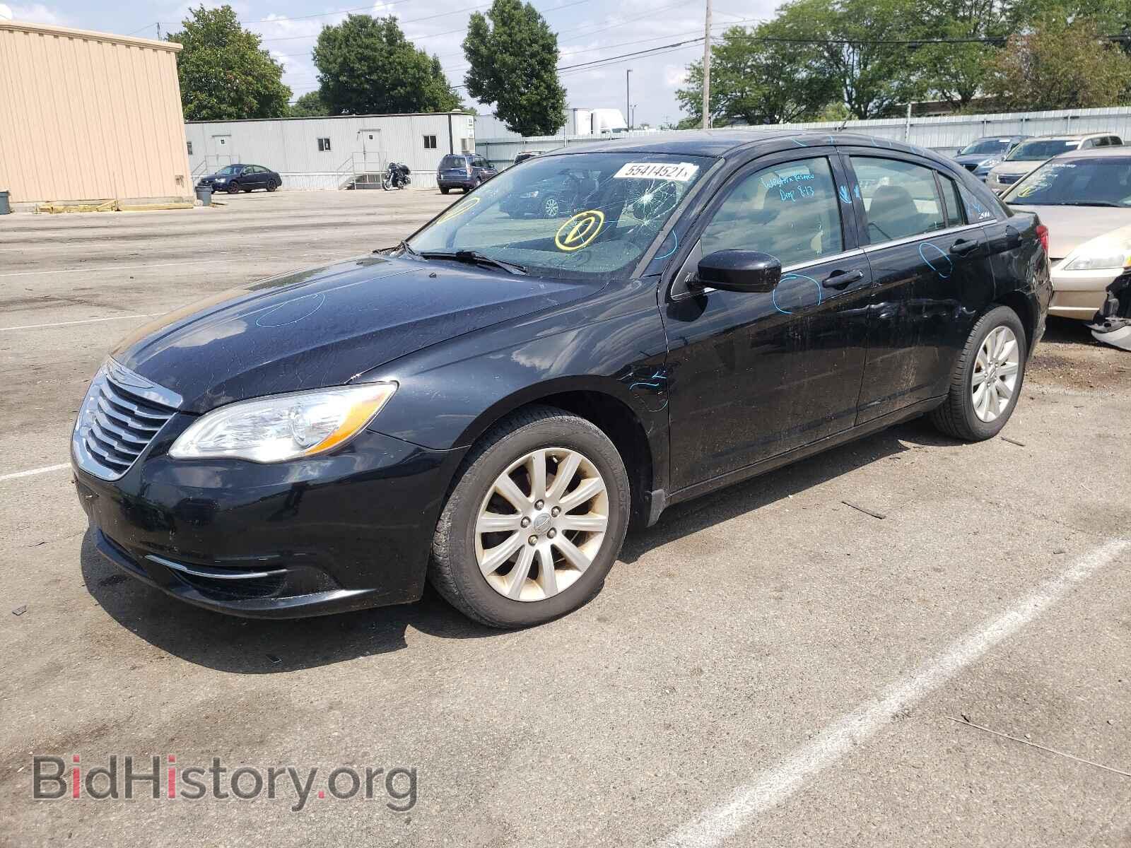 2011 CHRYSLER 200 - VIN: 1C3BC1FB0BN604009 - Фото 2