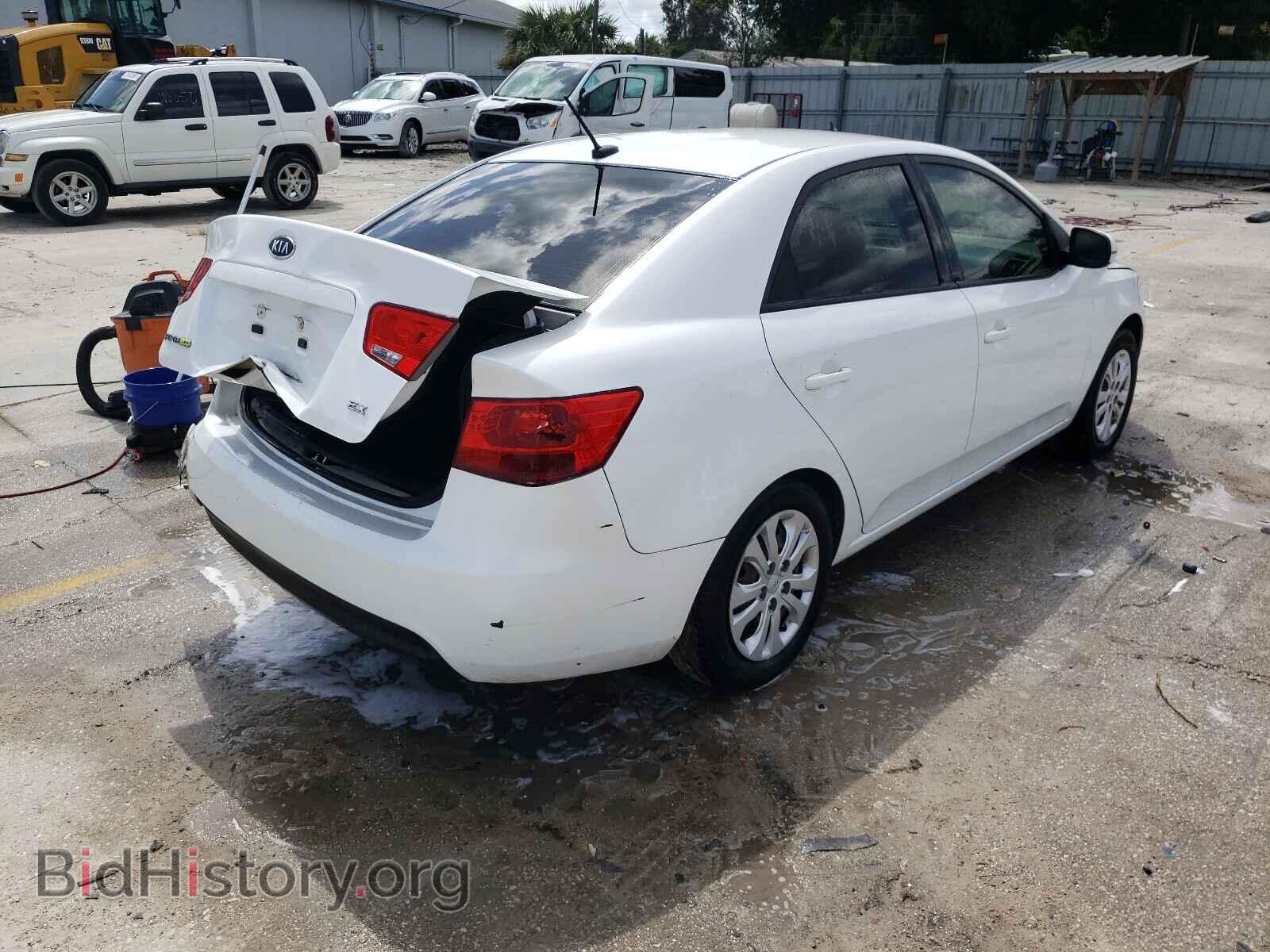 2013 KIA FORTE - VIN: KNAFU4A24D5737388 - Фото 4