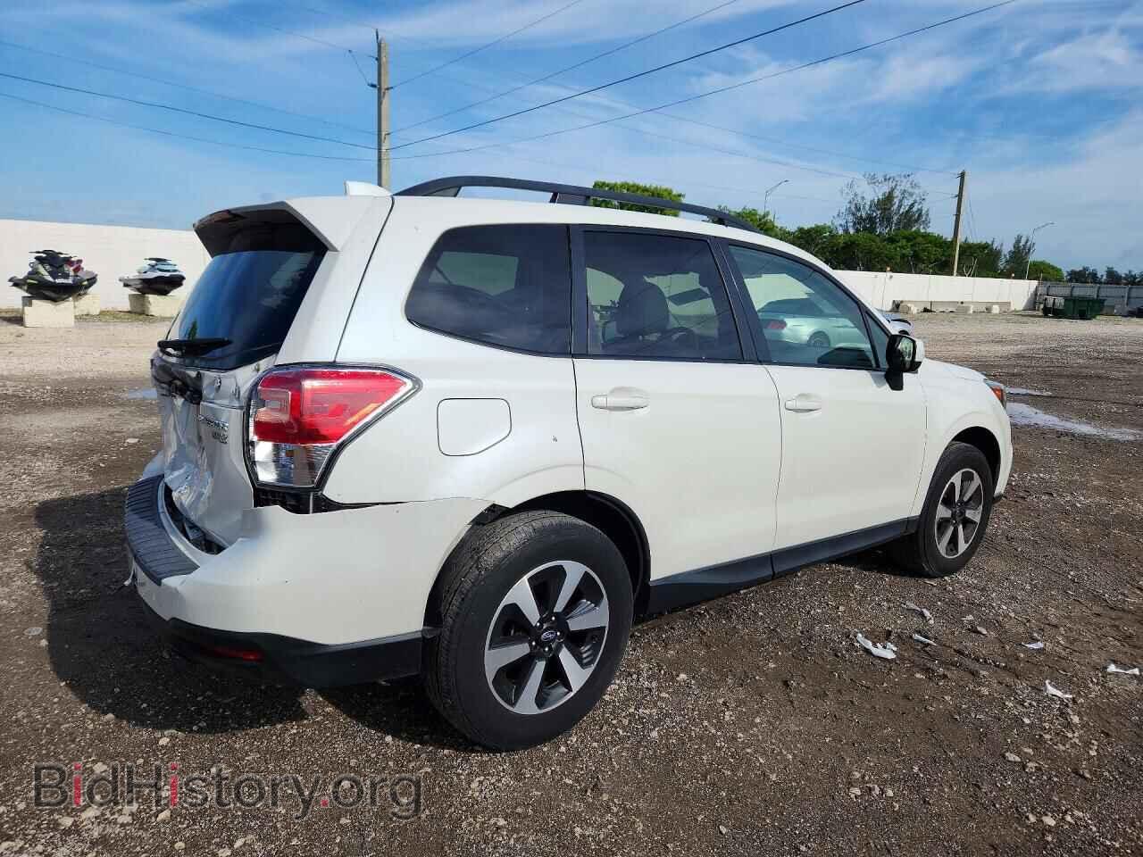 2017 SUBARU FORESTER - VIN: JF2SJAEC2HH508449 - Фото 3