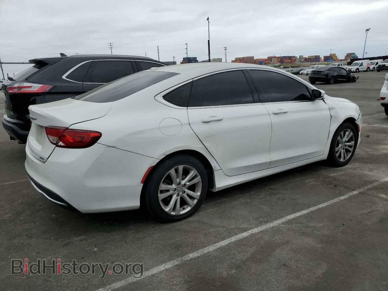 2015 CHRYSLER 200 - VIN: 1C3CCCAB3FN700228 - Фото 3