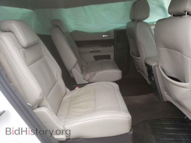 2011 Ford FLEX (VIN 2FMGK5CC3BBD18798) — photo 6 of 10