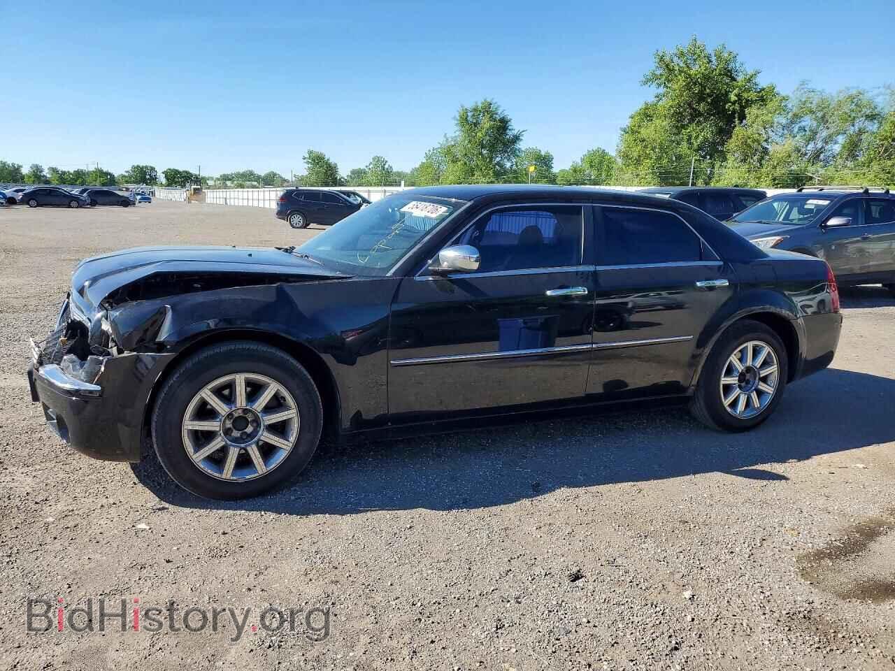 Photo 2C3CA3CVXAH137628 - CHRYSLER 300 2010