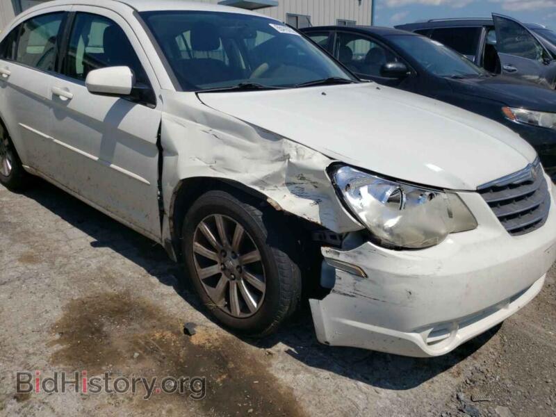 2010 Chrysler SEBRING (VIN 1C3CC5FB3AN147979) — фото 9 из 10