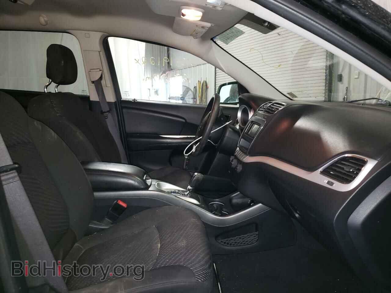 2017 DODGE JOURNEY - VIN: 3C4PDCAB2HT604782 - Фото 5