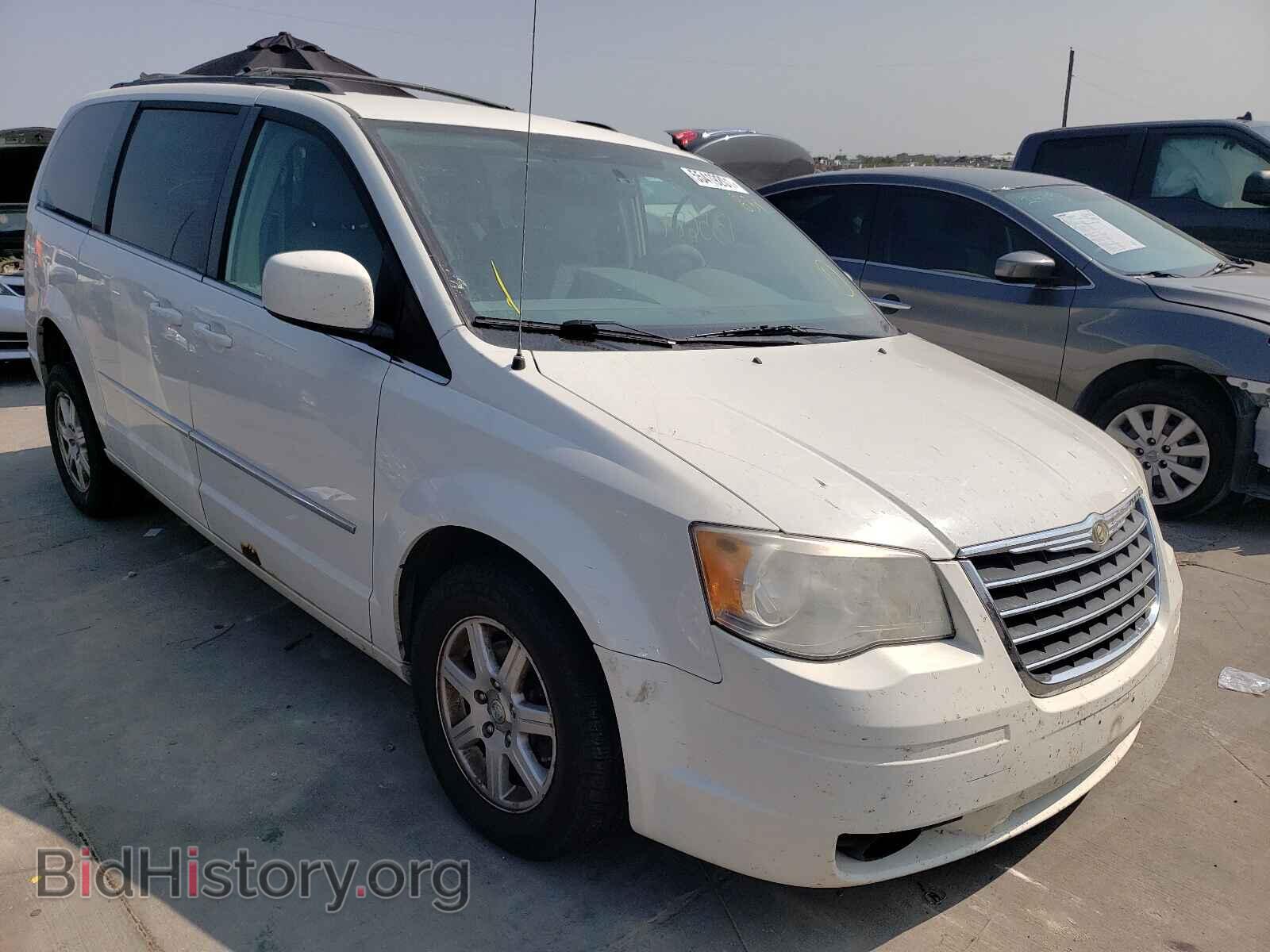 Photo 2A4RR5D11AR271499 - CHRYSLER MINIVAN 2010