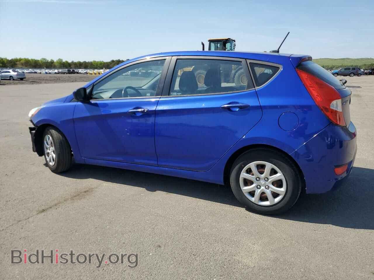 2013 HYUNDAI ACCENT - VIN: KMHCT5AE7DU121176 - Фото 2