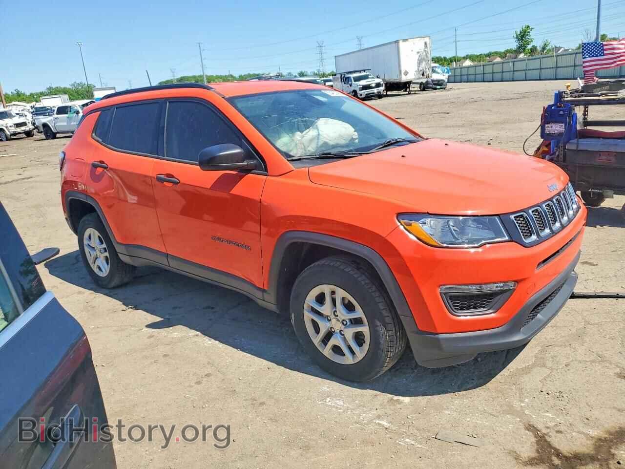 2018 JEEP COMPASS - VIN: 3C4NJDAB1JT101045 - Фото 4