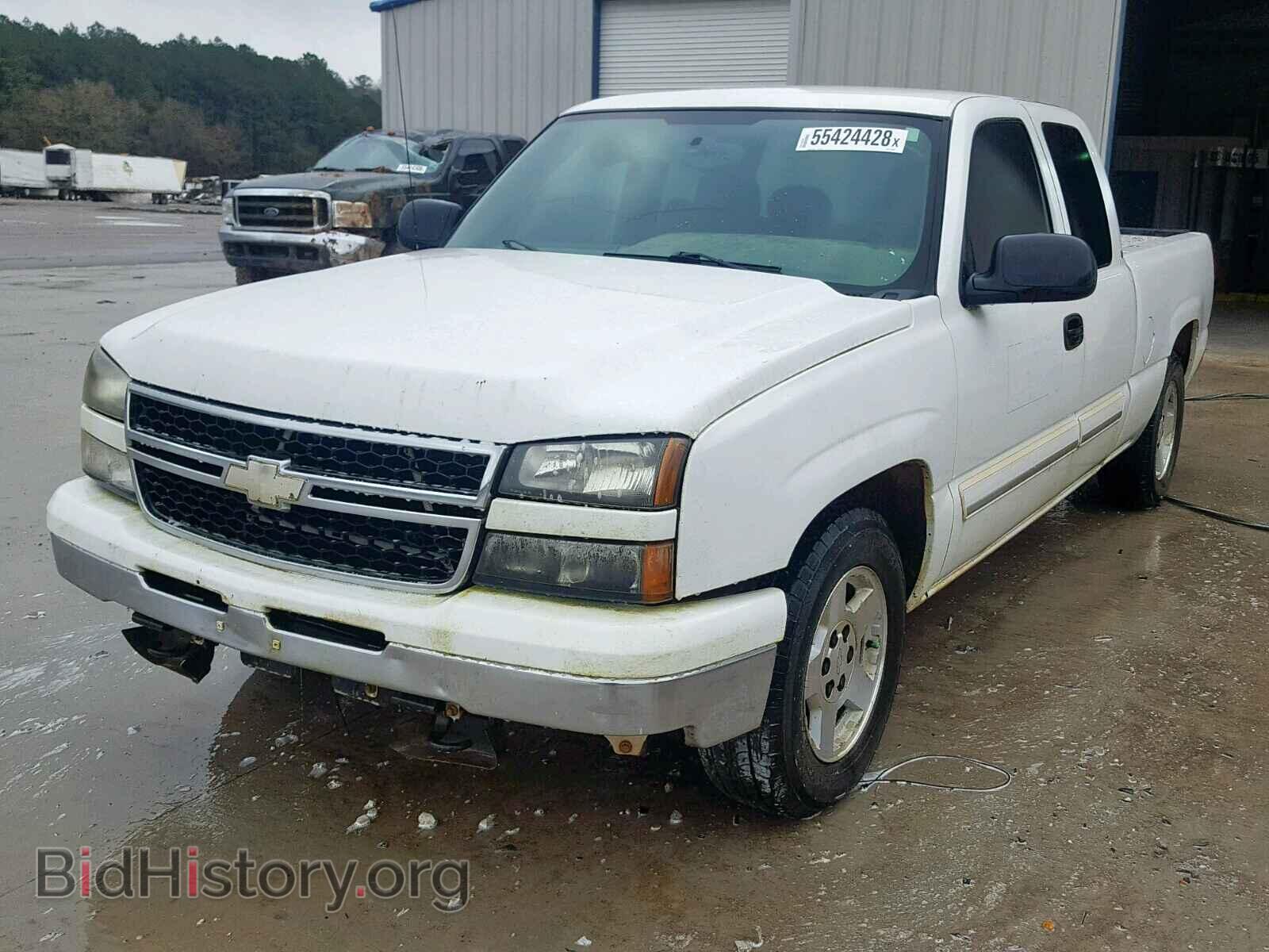 2006 CHEVROLET SILVERADO - VIN: 1GCEC19V36Z222926 - Photo 2