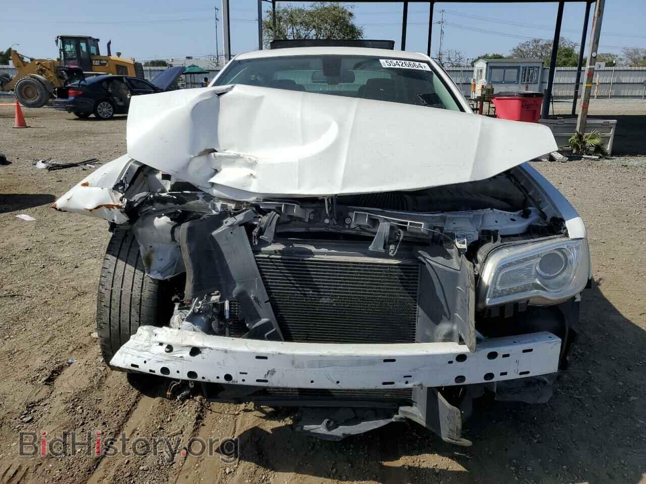 2019 CHRYSLER 300 - VIN: 2C3CCAEG5KH562978 - Фото 5