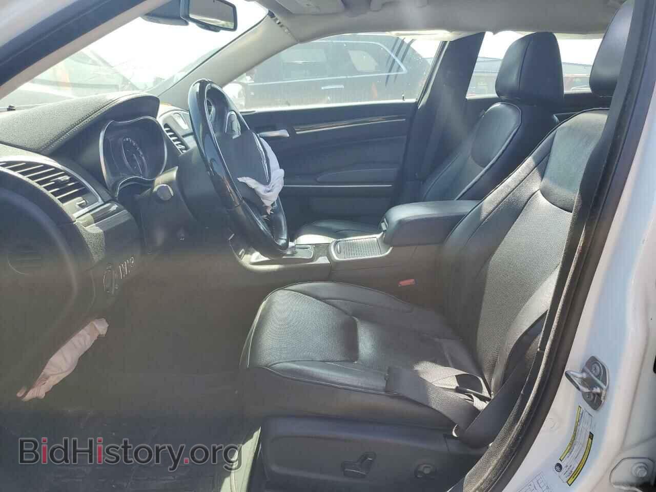 2019 CHRYSLER 300 - VIN: 2C3CCAEG5KH562978 - Фото 7