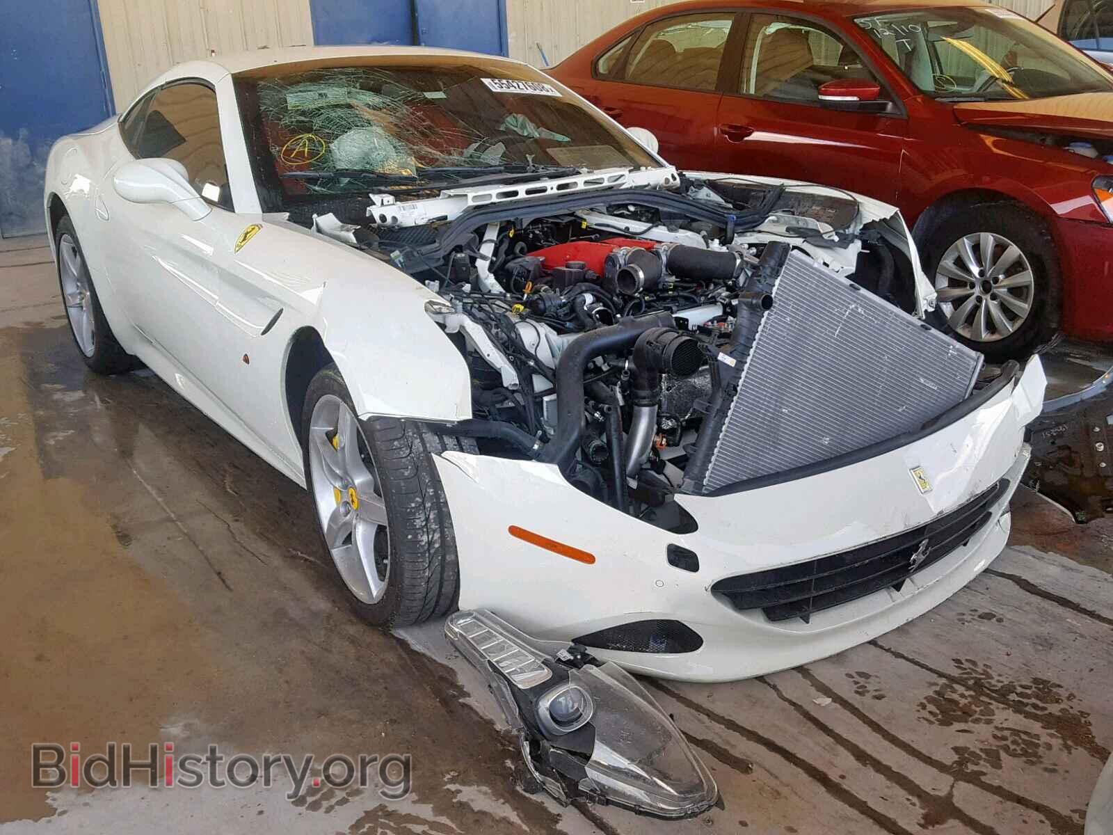 Photo ZFF77XJA0H0225378 - FERRARI ALL MODELS 2017
