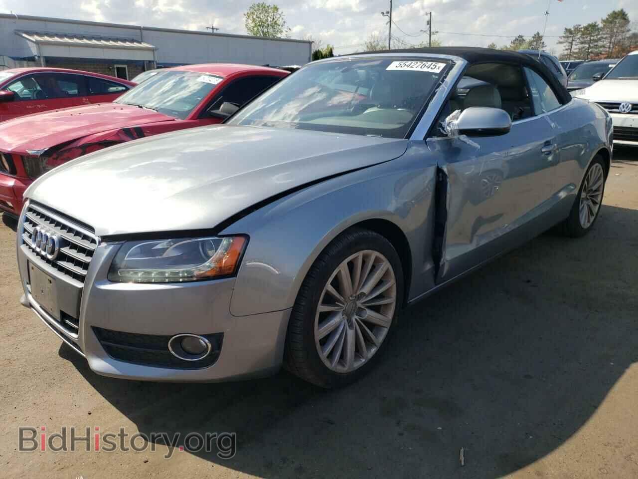 Photo WAULFAFH2BN018775 - AUDI A5 2011