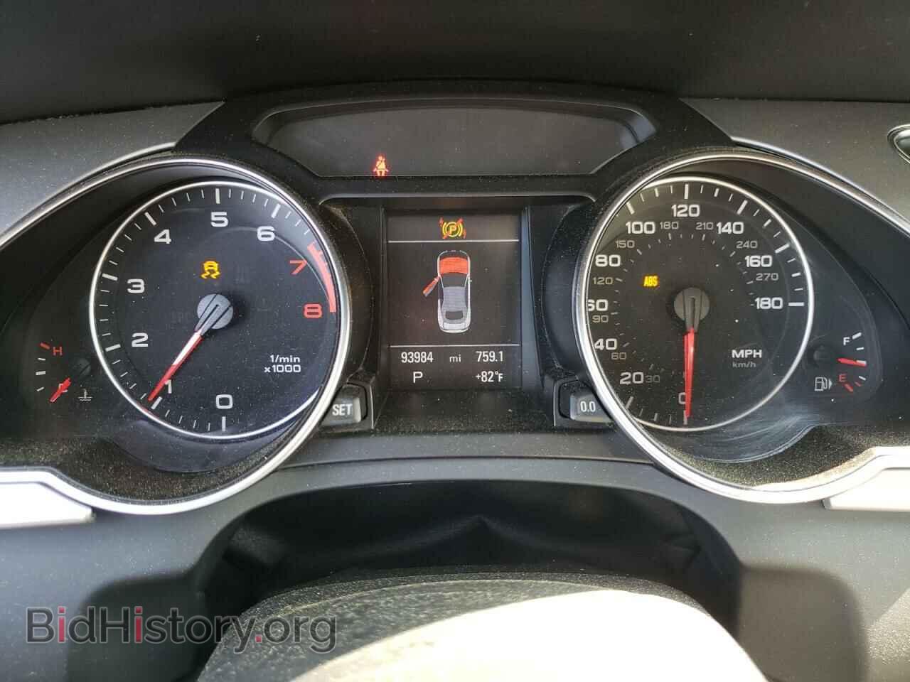 2011 AUDI A5 - VIN: WAULFAFH2BN018775 - Photo 9