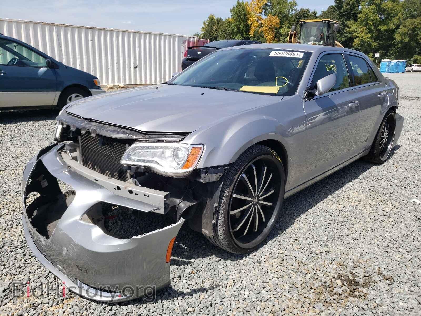 2015 CHRYSLER 300 - VIN: 2C3CCAAG8FH785835 - Фото 2