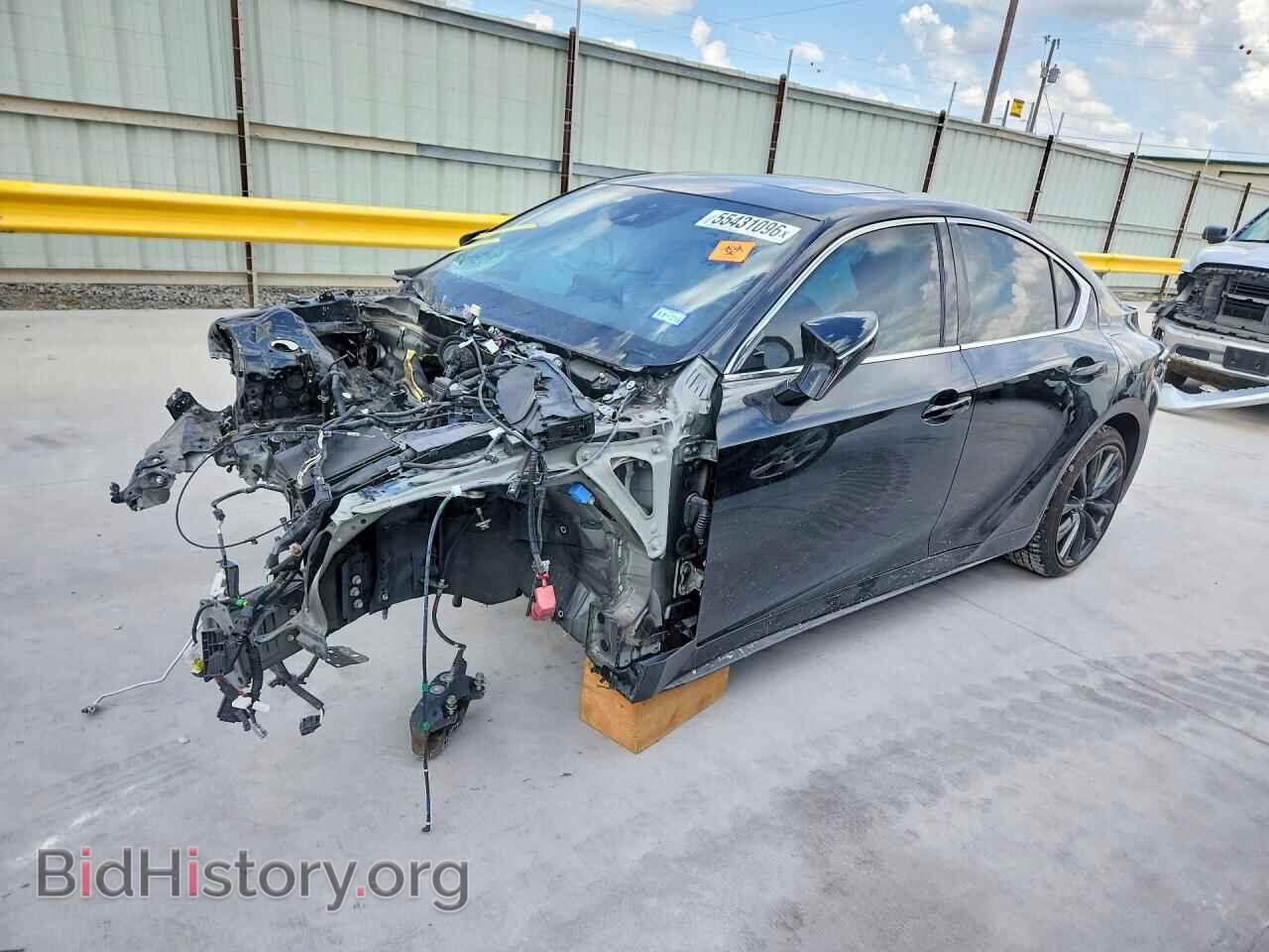 Photo JTHBZ1B29S5084987 - LEXUS IS 2025
