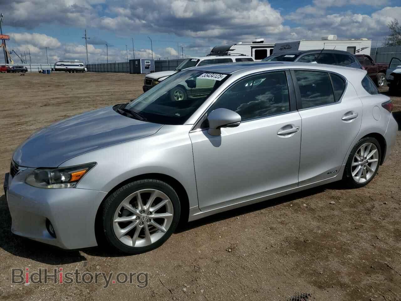 Photo JTHKD5BH2B2030524 - LEXUS CT 200 2011