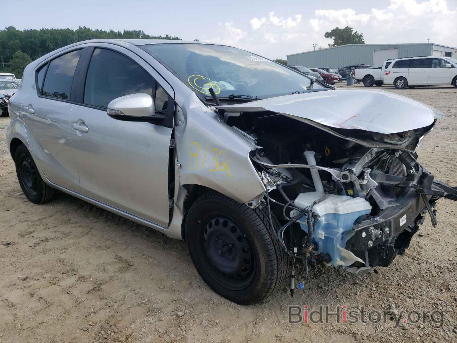 Фотография JTDKDTB37E1563442 - TOYOTA PRIUS 2014