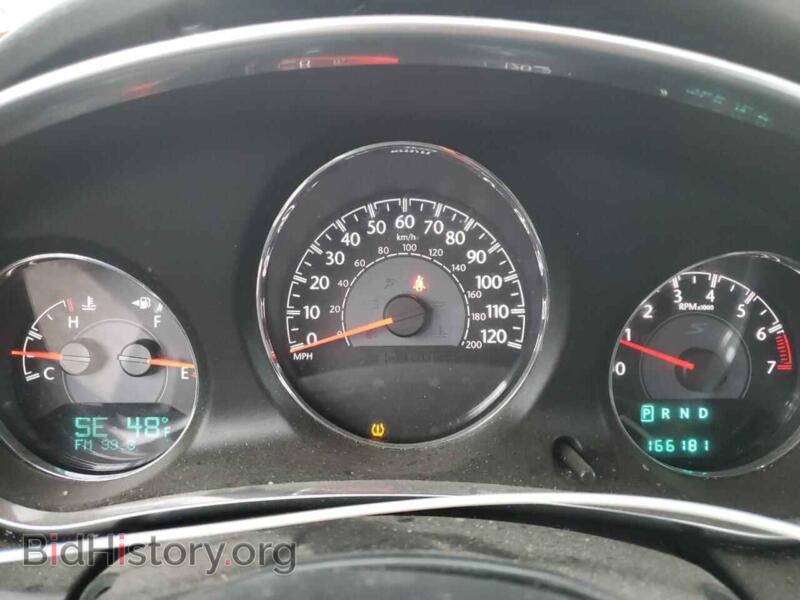 2013 Chrysler 200 (VIN 1C3CCBCG8DN524731) — photo 9 of 12